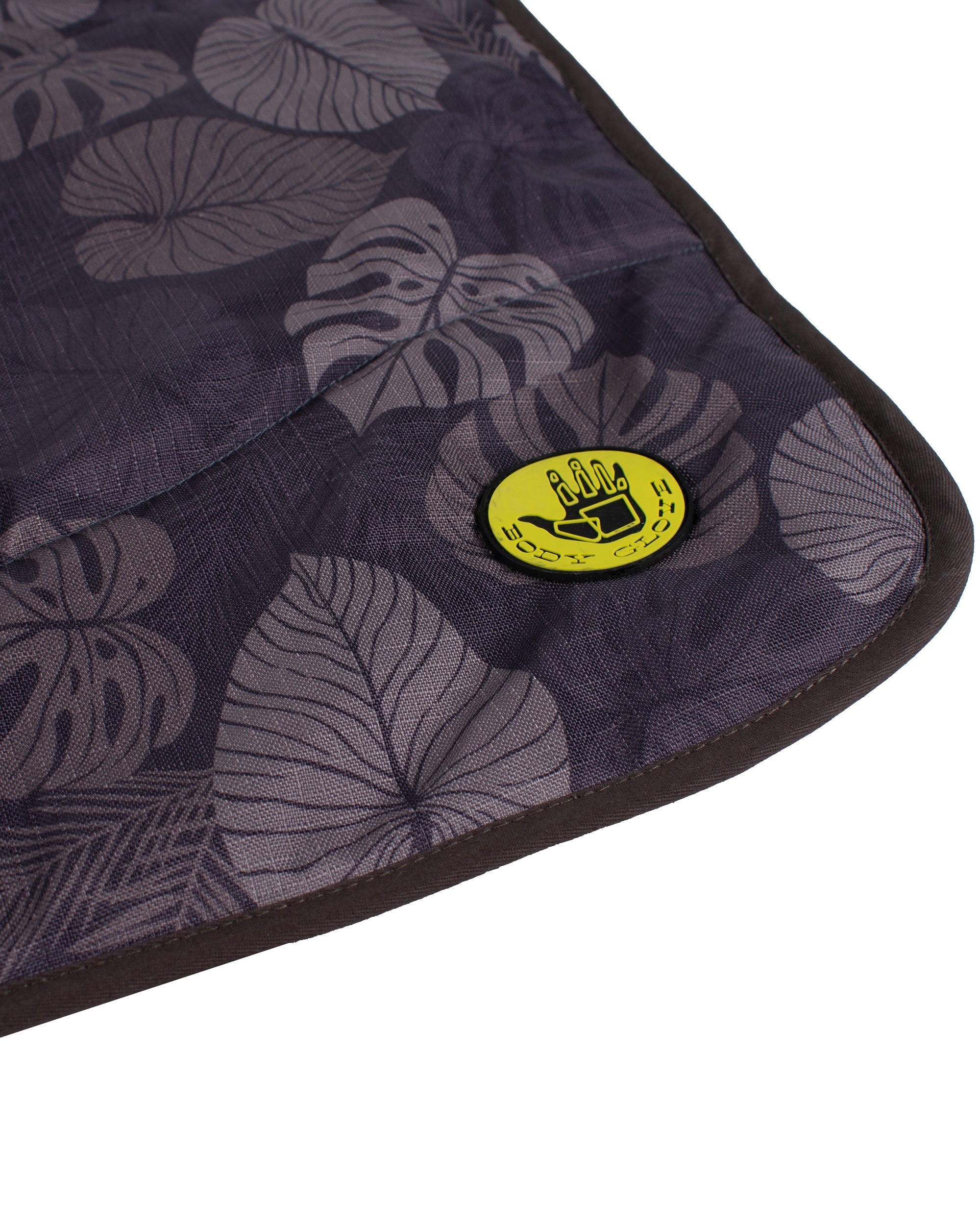 Sun & Sand Waterproof Throw Body Glove Online
